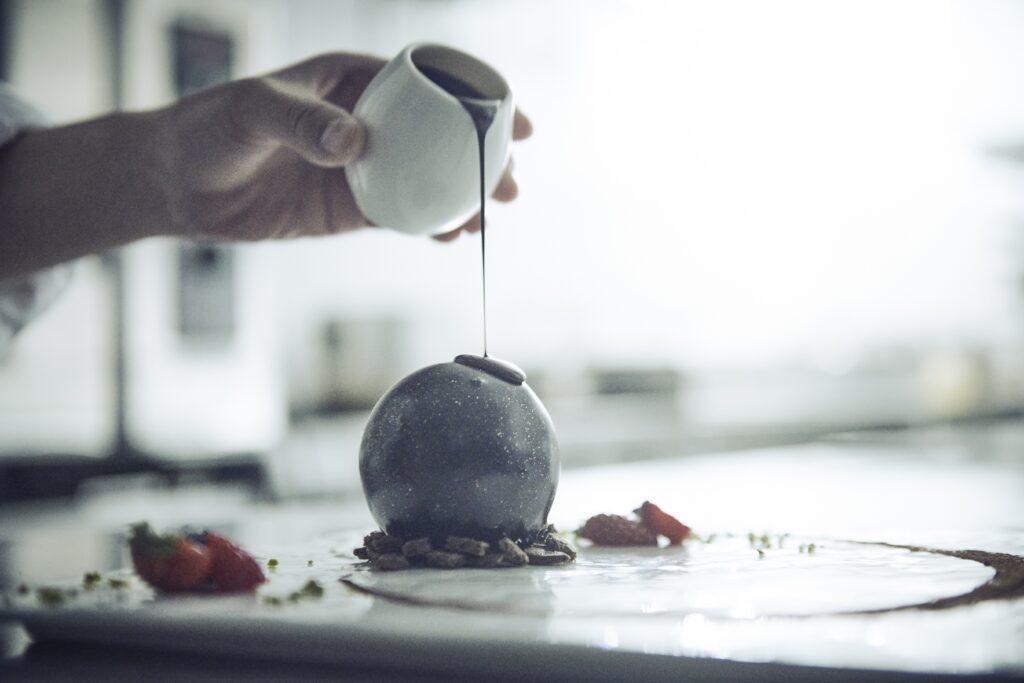 新　デザート仕上げ1　10Ｍ以内