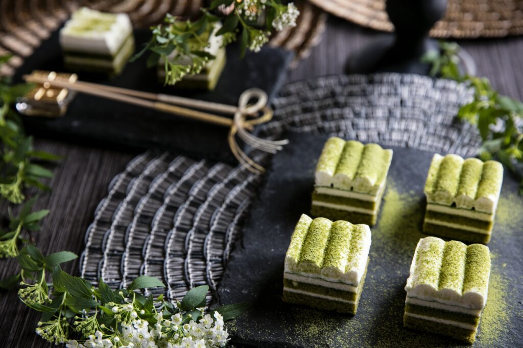 和ケーキ　10Ｍ以内